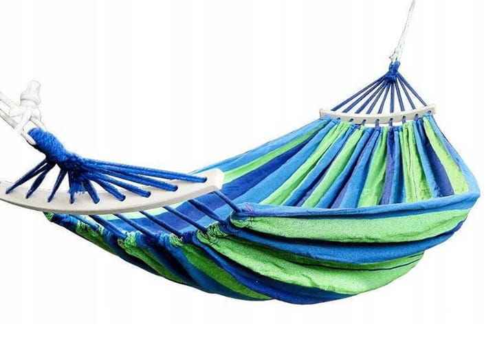Pohled na houpací síť z boku, ukazující její velkou užitnou plochu 260 x 155 cm | KAMEA | Spironik.pl