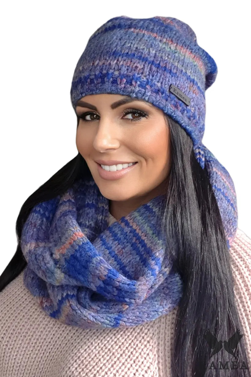 Czapka Damska, Model: Kali, Kolor: niebieski, Skład materiału: 65% Akryl; 21% Wełna; 14% Poliamid, Przeznaczenie: Jesień/Zima, Rozmiar: Uniwersalny (54-60) (Czapka Damska, zdjęcie 3)