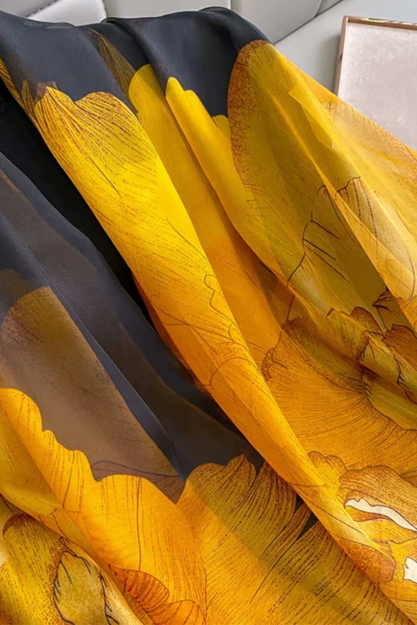 Szalik Damski, Model: YY003//T23//2, Kolor: żółty, Skład materiału: 100% Poliester, Przeznaczenie: Wielosezonowe, Wymiary(długość/szerokość): 190cm/135cm (Szalik Damski, zdjęcie 4)