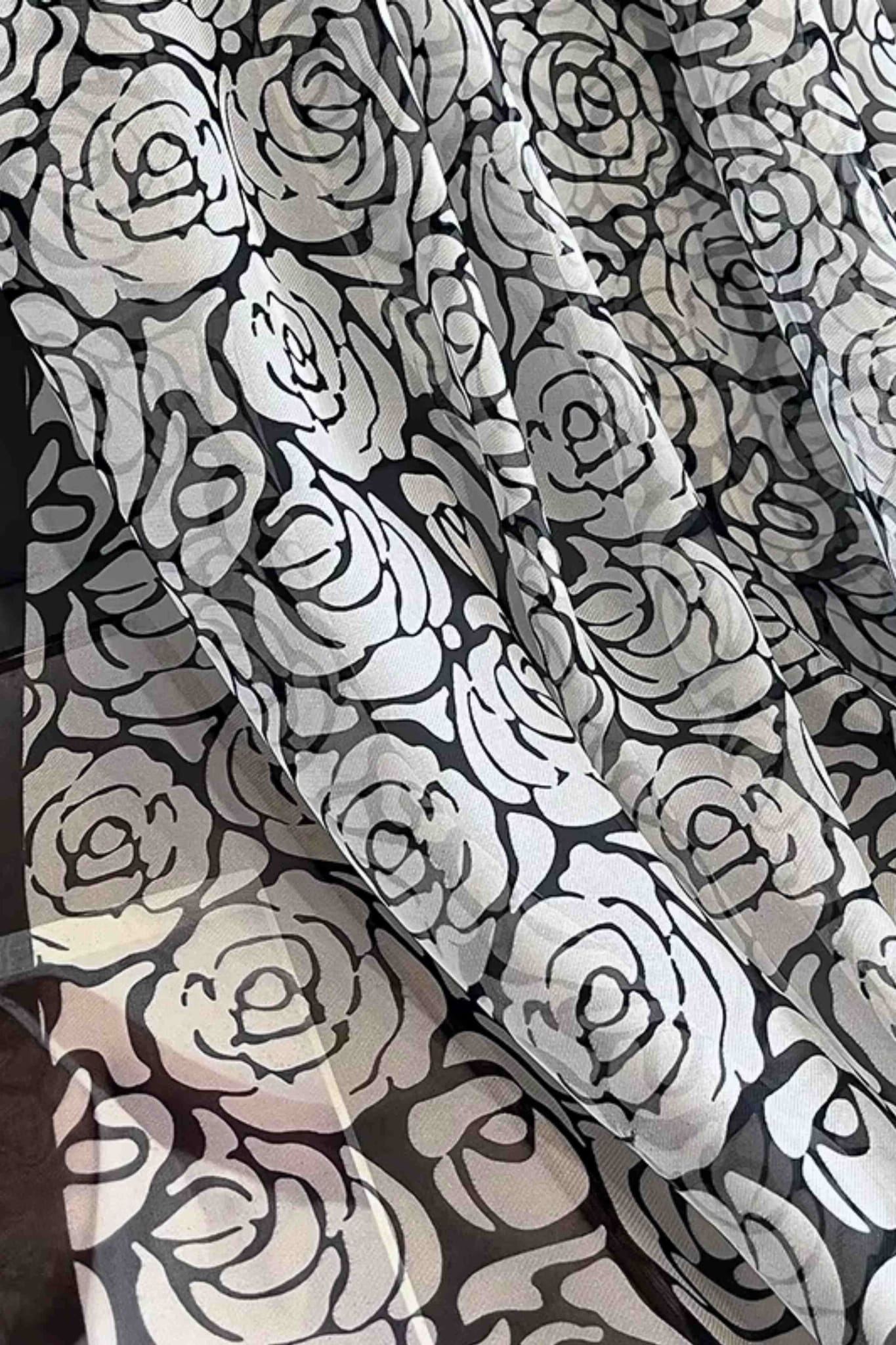 Szalik Damski, Model: YY019//T23//2, Kolor: biały, Skład materiału: 100% Poliester, Przeznaczenie: Wielosezonowe, Wymiary(długość/szerokość): 190cm/135cm (Szalik Damski, zdjęcie 4)