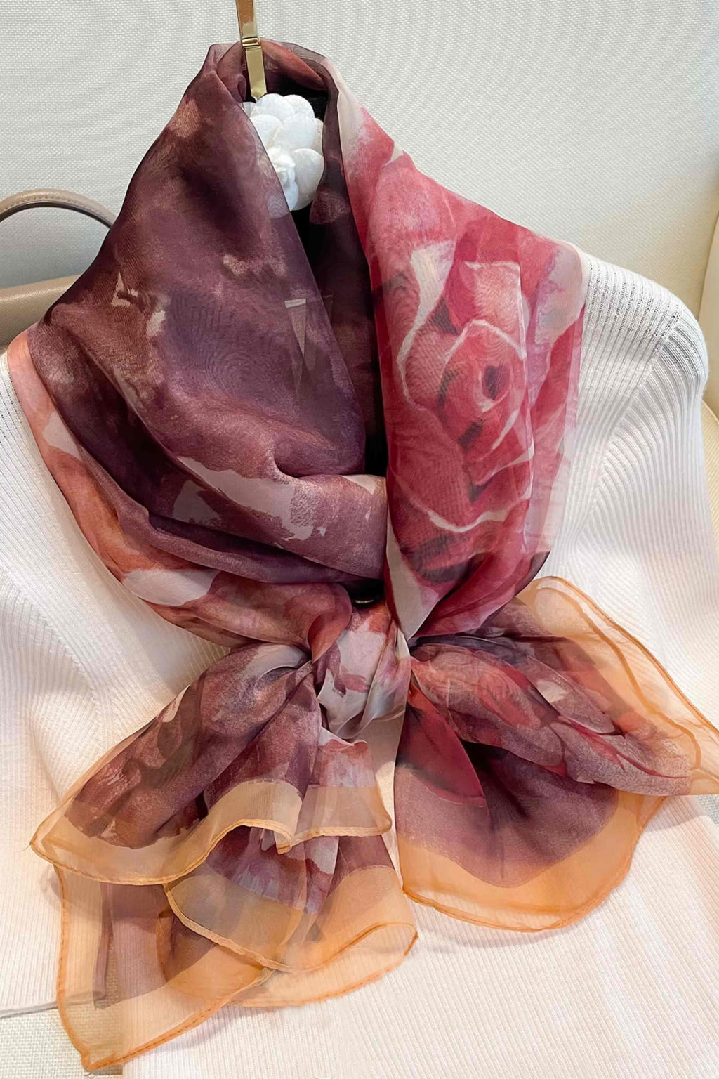 Szalik Damski, Model: YY059//T23//2, Kolor: burgundowy, Skład materiału: 100% Poliester, Przeznaczenie: Wielosezonowe, Wymiary(długość/szerokość): 190cm/135cm (Szalik Damski, zdjęcie 5)