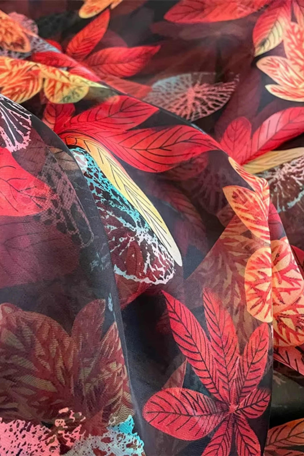 Szalik Damski, Model: YY039//T23//2, Kolor: czerwony, Skład materiału: 100% Poliester, Przeznaczenie: Wielosezonowe, Wymiary(długość/szerokość): 190cm/135cm (Szalik Damski, zdjęcie 6)