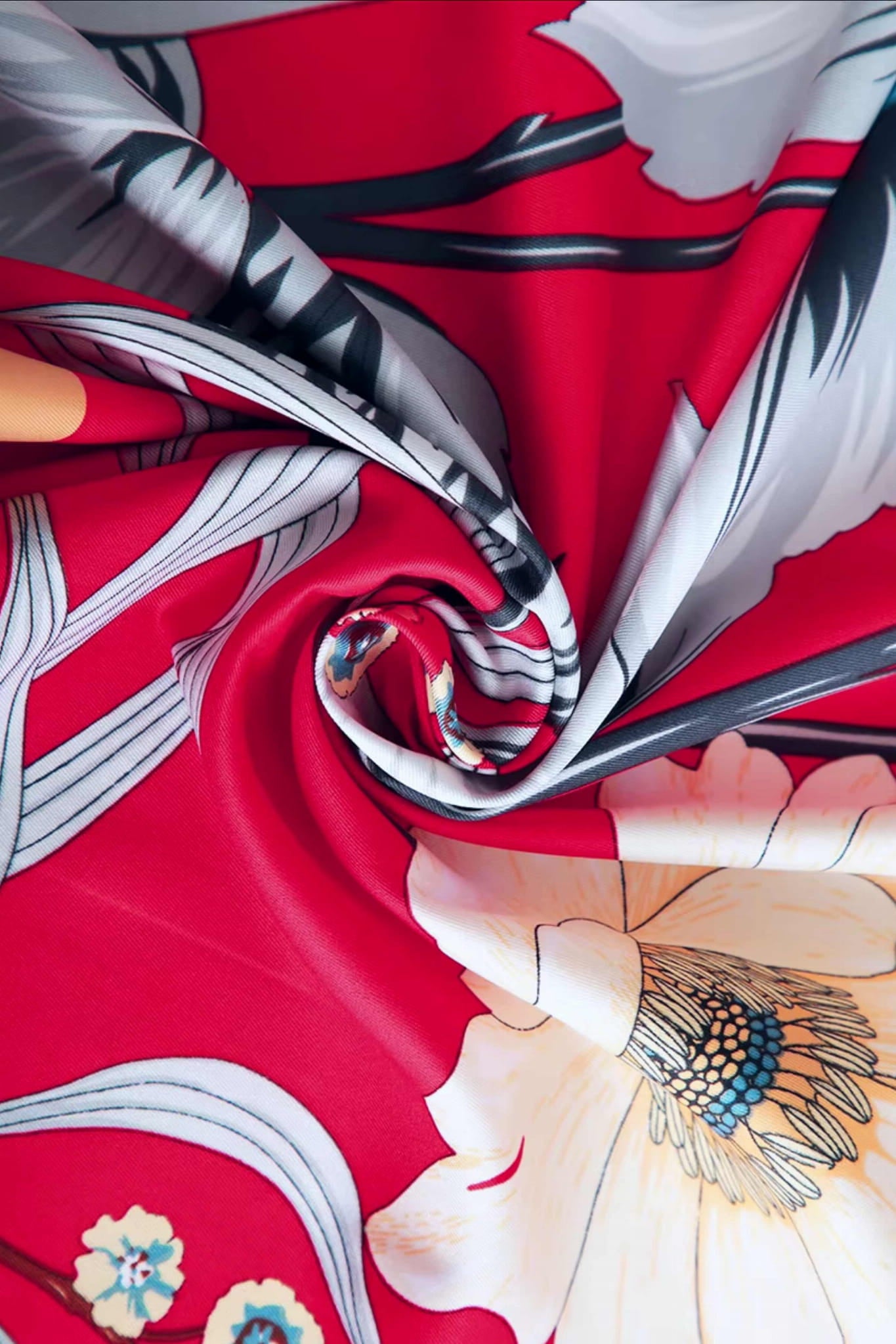 Apaszka, Model: F259-1//T36//15, Kolor: czerwony, Skład materiału: 100% Poliester, Przeznaczenie: Wielosezonowe, Wymiary(długość/szerokość): 90cm/90cm (Apaszka, zdjęcie 5)