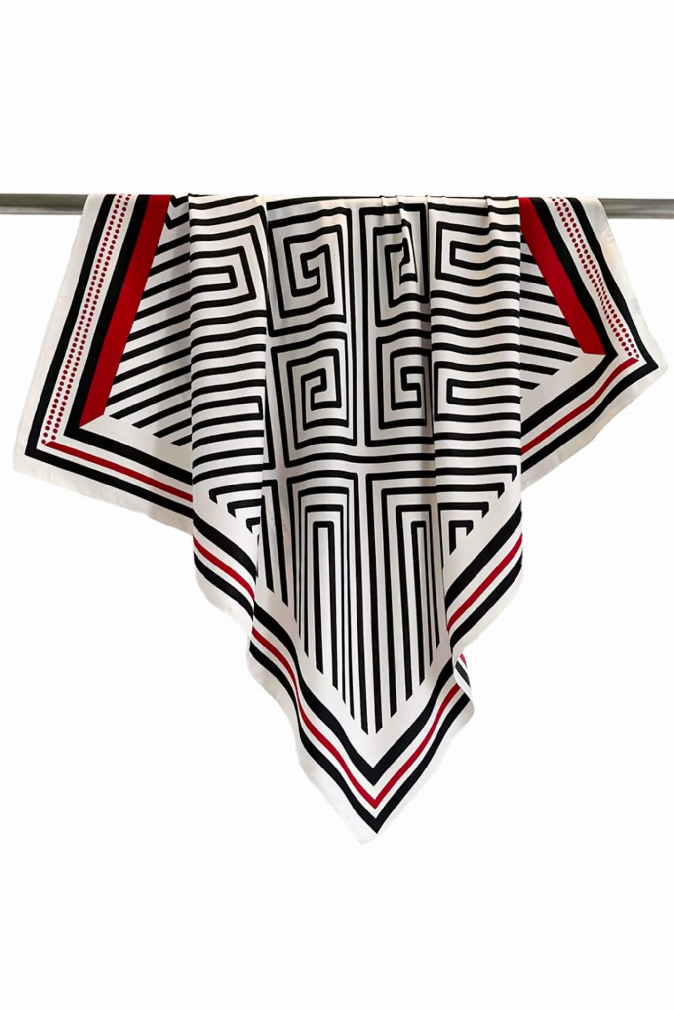 Apaszka, Model: F240-4//T36//15, Kolor: czarny, Skład materiału: 100% Poliester, Przeznaczenie: Wielosezonowe, Wymiary(długość/szerokość): 90cm/90cm (Apaszka, zdjęcie 2)