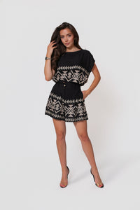 Damenbluse, bestickt, Boho, aus Viskose, Kurzarm. Farbe Schwarz