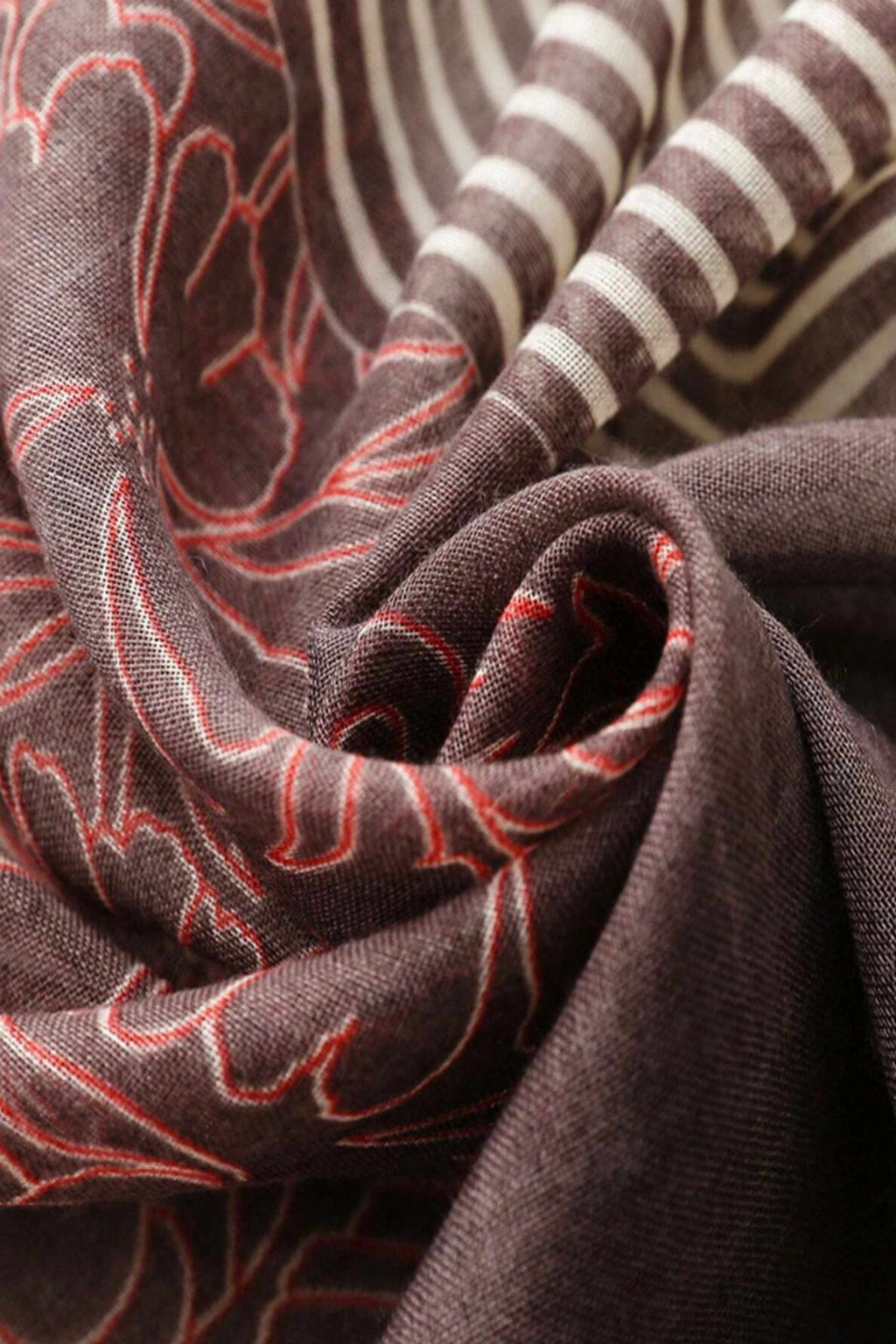 Wymiary szala 180x90 cm, ukazany na tle neutralnej powierzchni | KAMEA | Spironik.pl