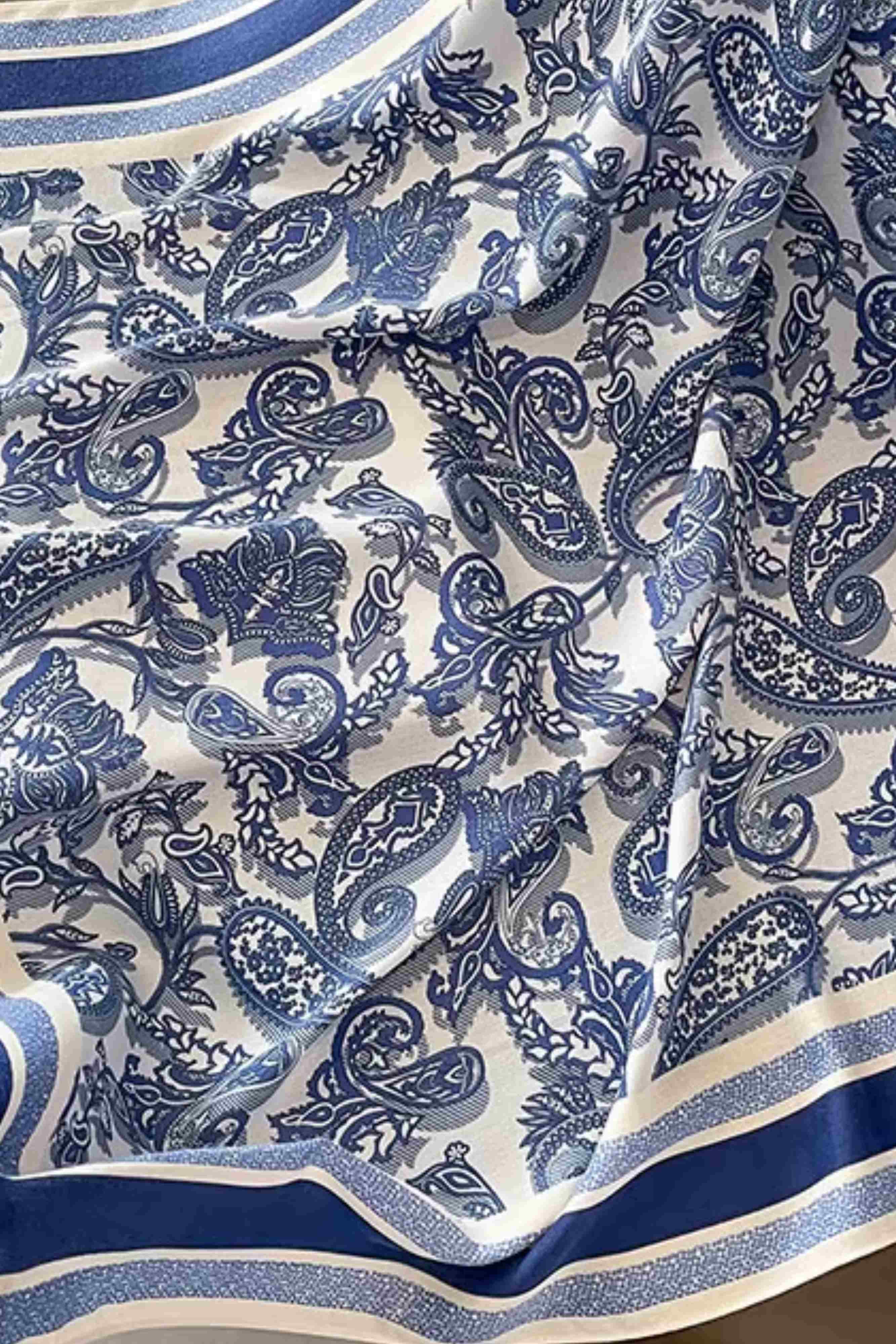 Model: C2270-2//T32//11, Kolor: niebieski, Skład materiału: 100% Wiskoza, Przeznaczenie: Wielosezonowe, Wymiary(długość/szerokość): 180cm/85cm