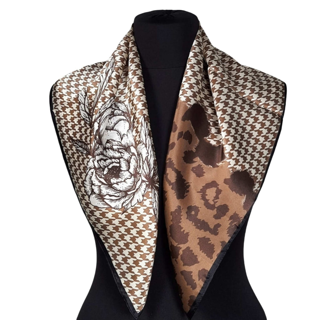 Wymiary apaszki "Savannah Chic" 70x70 cm, wykonana z 100% jedwabiu naturalnego, z delikatną fakturą | KAMEA | Spironik.pl