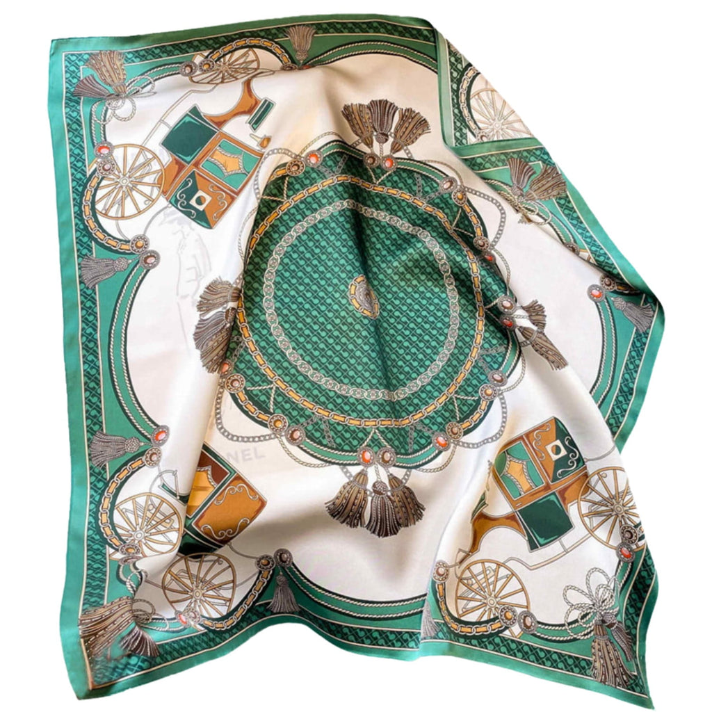 Klasyczny wzór apaszki z jedwabiu, podkreślający luksusowy charakter akcesorium | KAMEA | Spironik.pl