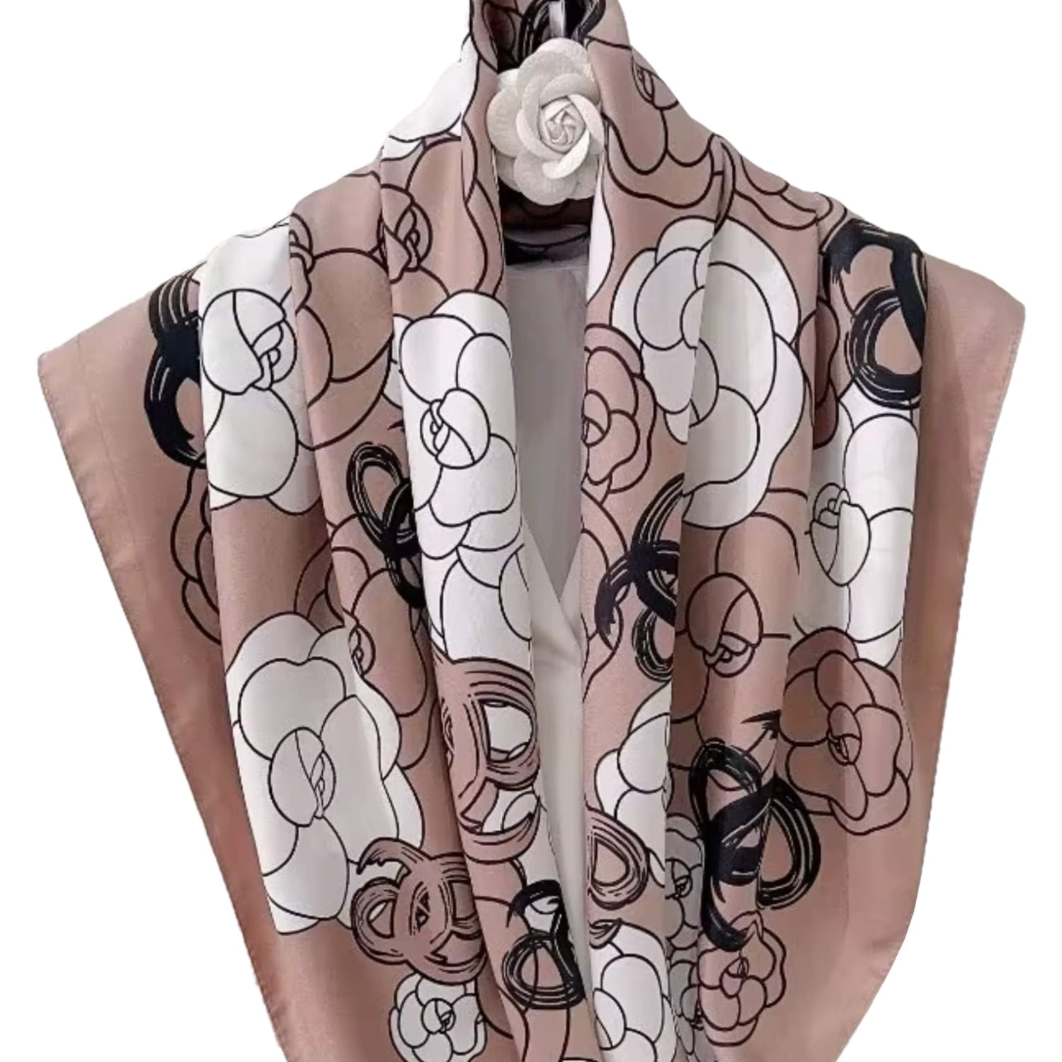 Apaszka w pełnej skali, ukazująca harmonijne połączenie kolorów i artystyczny motyw kwiatowy | KAMEA | Spironik.pl