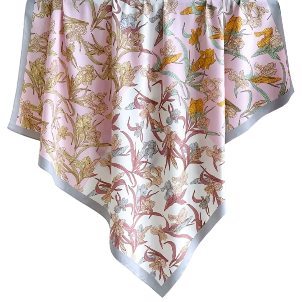 Apaszka na torebce, dodająca elegancji i lekkości codziennej stylizacji | KAMEA | Spironik.pl