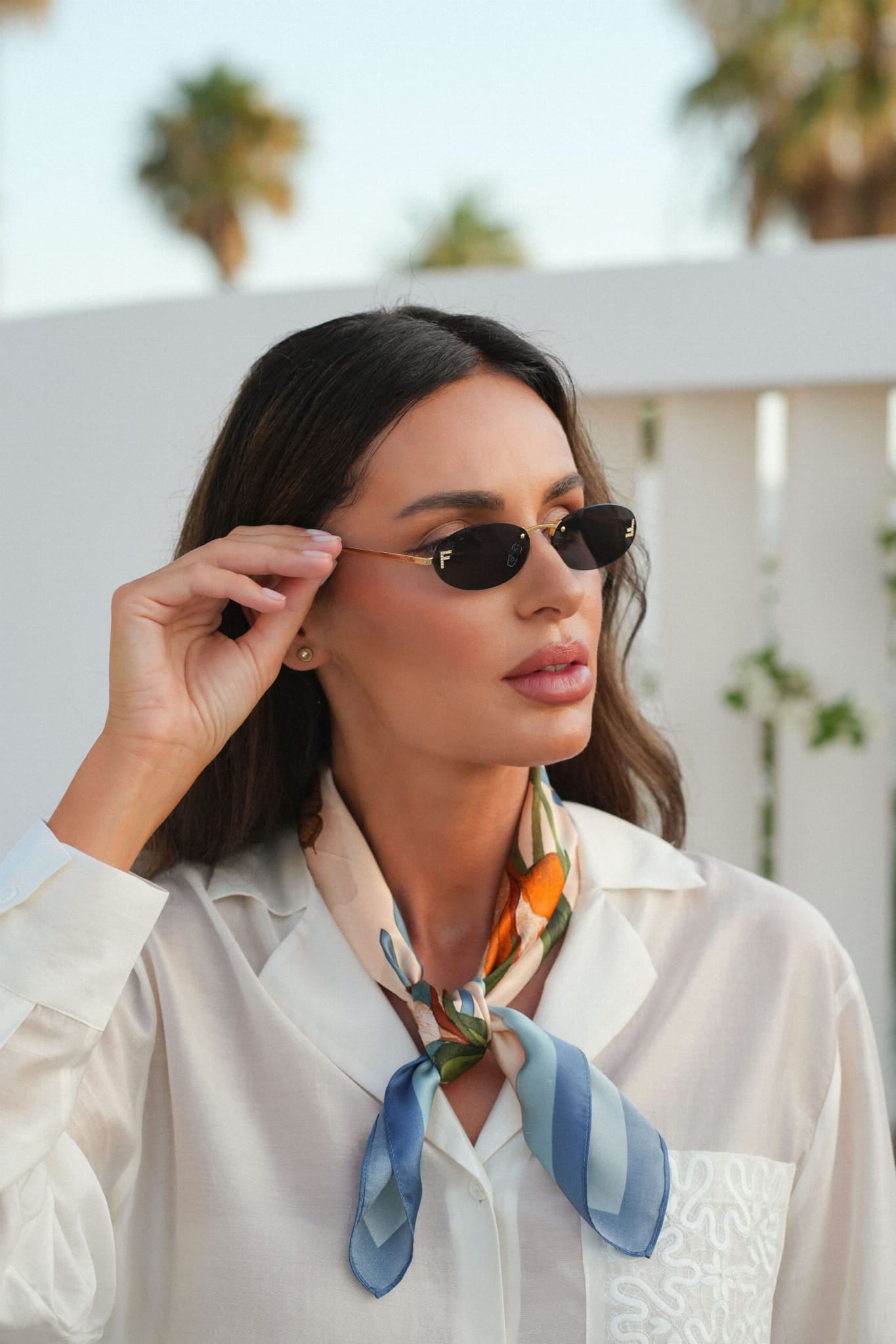 Apaszka, Model: ZS403//T42//21, Kolor: łososiowy, Skład materiału: 100% Jedwab, Przeznaczenie: Wielosezonowe, Wymiary(długość/szerokość): 70cm/70cm