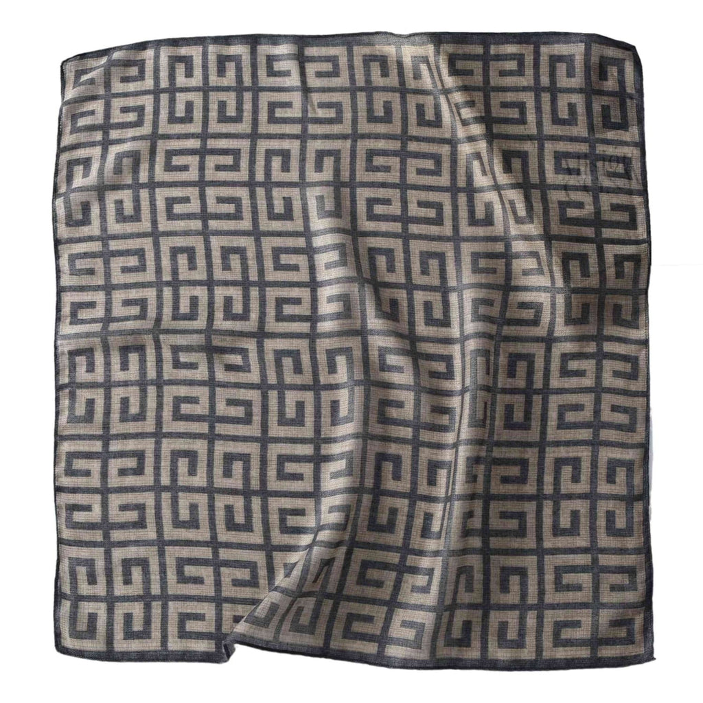 Apaszka, Model: F216-4//T35//14, Kolor: grafitowy, Skład materiału: 100% Poliester, Przeznaczenie: Wielosezonowe, Wymiary(długość/szerokość): 90cm/90cm (Apaszka, zdjęcie 5)