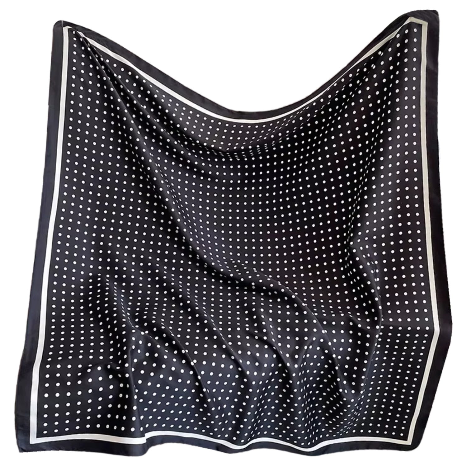 Czarna apaszka w groszki z bliska, prezentująca klasyczny wzór i wysoką jakość wykonania | KAMEA | Spironik.pl