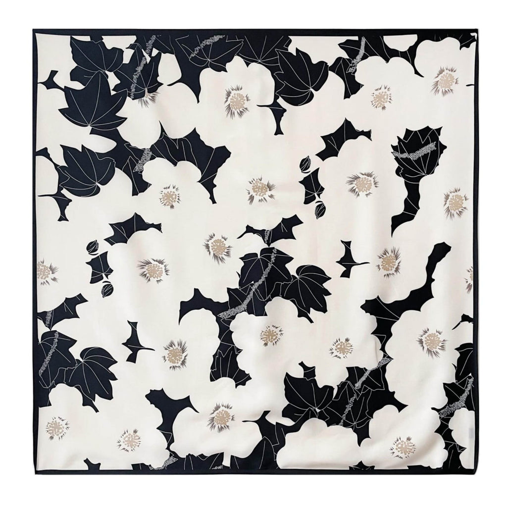 Apaszka o wymiarach 90x90 cm, noszona na szyi jako stylowy dodatek do codziennej stylizacji | KAMEA | Spironik.pl