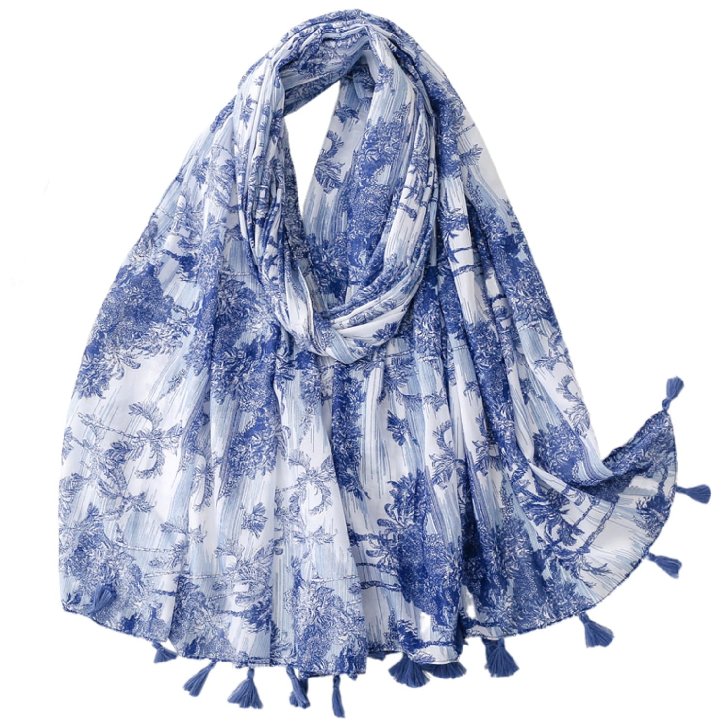 Biało-niebieski szal damski w użyciu, dodający subtelny akcent elegancji do codziennych stylizacji | KAMEA | Spironik.pl