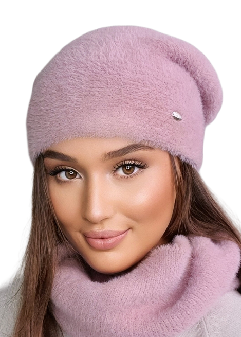 Czapki, Model: Iryda, Kolor: ciemny różowy, Skład materiału: 100% Poliamid, Rozmiar: Uniwersalny (54-60)