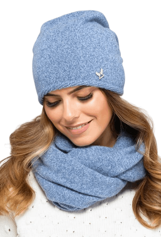 Komplet (Czapka + Komin), Model: Anna-Komplet, Kolor: jeansowy, Skład materiału: 80% Wełna; 20% Poliamid, Przeznaczenie: Jesień/Zima, Wymiary(długość/szerokość): 65cm/36cm