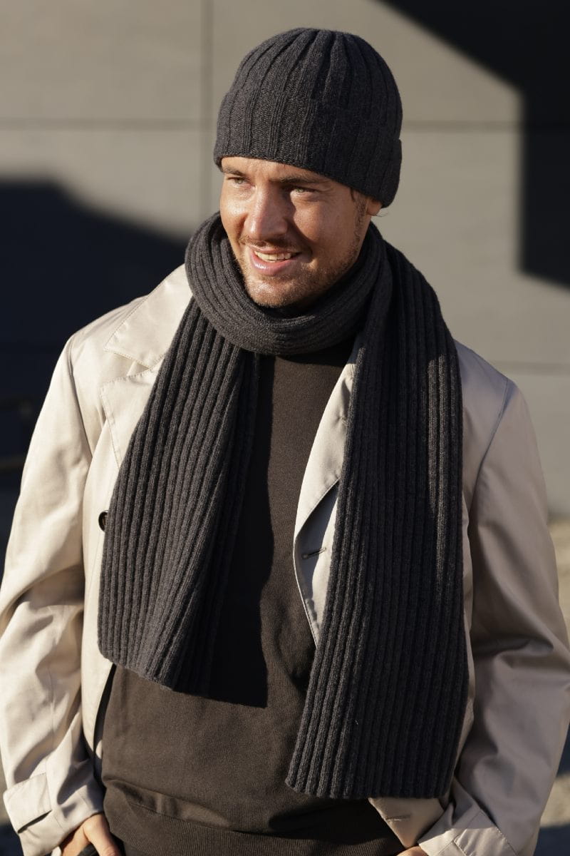 Czapka Męska, Model: TREVOR, Kolor: grafitowy, Skład materiału: 80% Wełna; 20% Poliamid, Przeznaczenie: Jesień/Zima, Rozmiar: Uniwersalny (54-62) (Czapka Męska, zdjęcie 2)