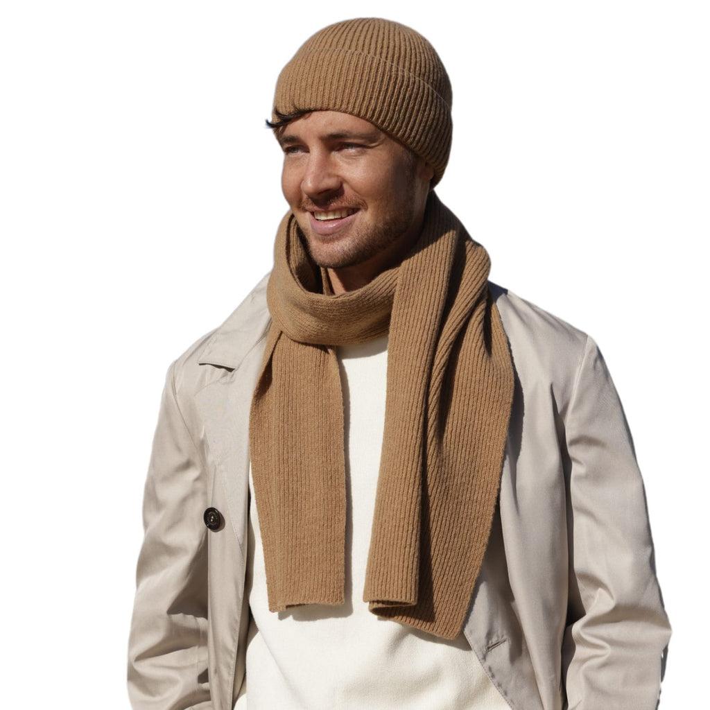 Dwuwarstwowa czapka beanie z mankietem oraz szalik w identycznym splocie, idealne na jesień i zimę | KAMEA | Spironik.pl