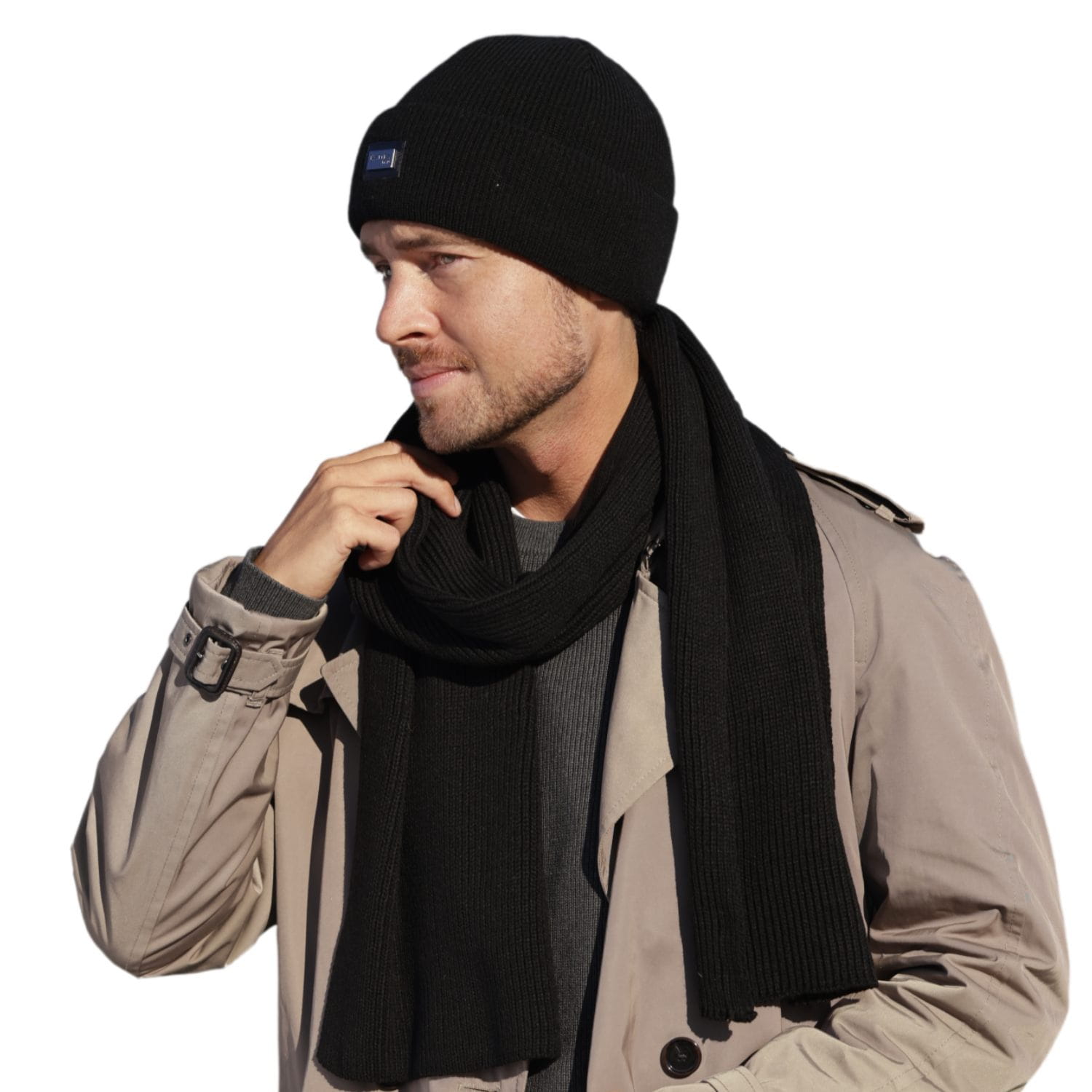 Detal prążkowanej faktury czapki i szalika, zapewniający elastyczność i komfort noszenia | KAMEA | Spironik.pl