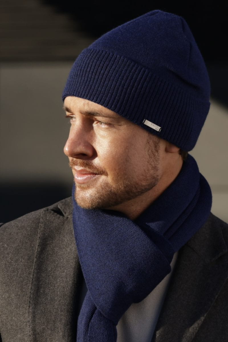 Čepice, Model: Lukas, Barva: tmavě modrá, Složení materiálu: 100% Vlna Merino Extrafine, Určení: Více sezónní, Velikost: Univerzální (54-60)