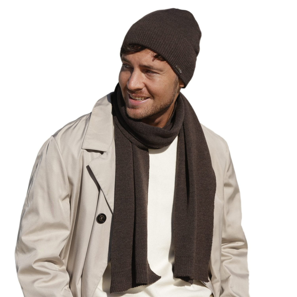 Komplet (Czapka + Szalik), Model: Lukas Komplet, Kolor: brązowy, Skład materiału: 100% Wełna Merino Extrafine, Przeznaczenie: Jesień/Zima, Wymiary(długość/szerokość): 170cm/25cm (Komplet (Czapka + Szalik), zdjęcie 4)