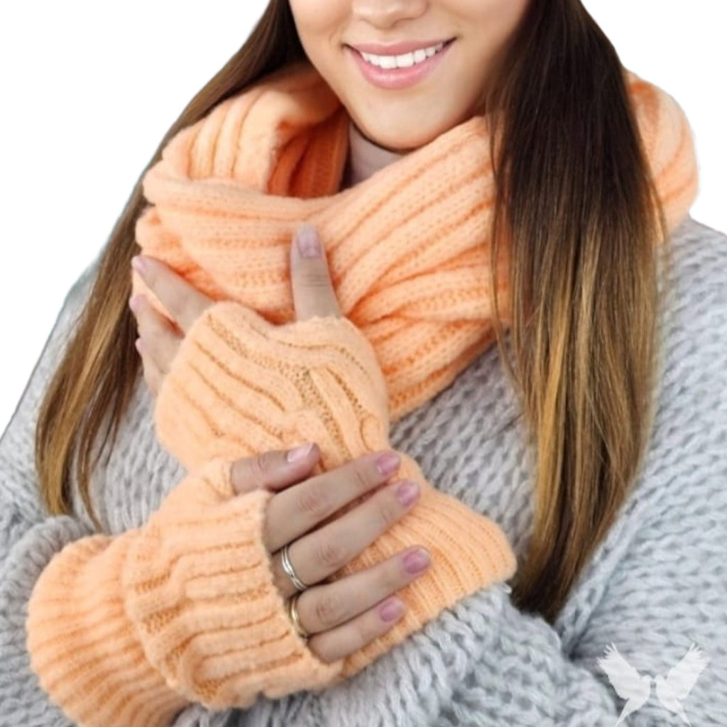 Rękawiczki, Model: Gizma-Rękawiczki, Kolor: brzoskwinia, Skład materiału: 70% Akryl; 20% Wełna; 10% Poliamid, Przeznaczenie: Jesień/Zima, Rozmiar: Uniwersalny (Rękawiczki, zdjęcie 2)