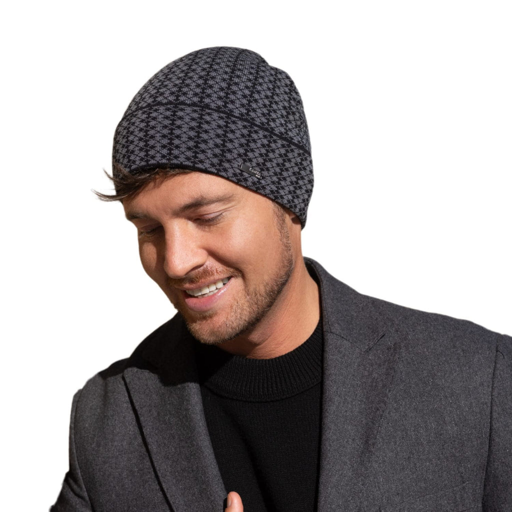 Czapka Męska, Model: Denis, Kolor: czarny, Skład materiału: 97% Wiskoza; 3% Elastan, Przeznaczenie: Jesień/Zima, Rozmiar: Uniwersalny (54-62) (Czapka Męska, zdjęcie 3)
