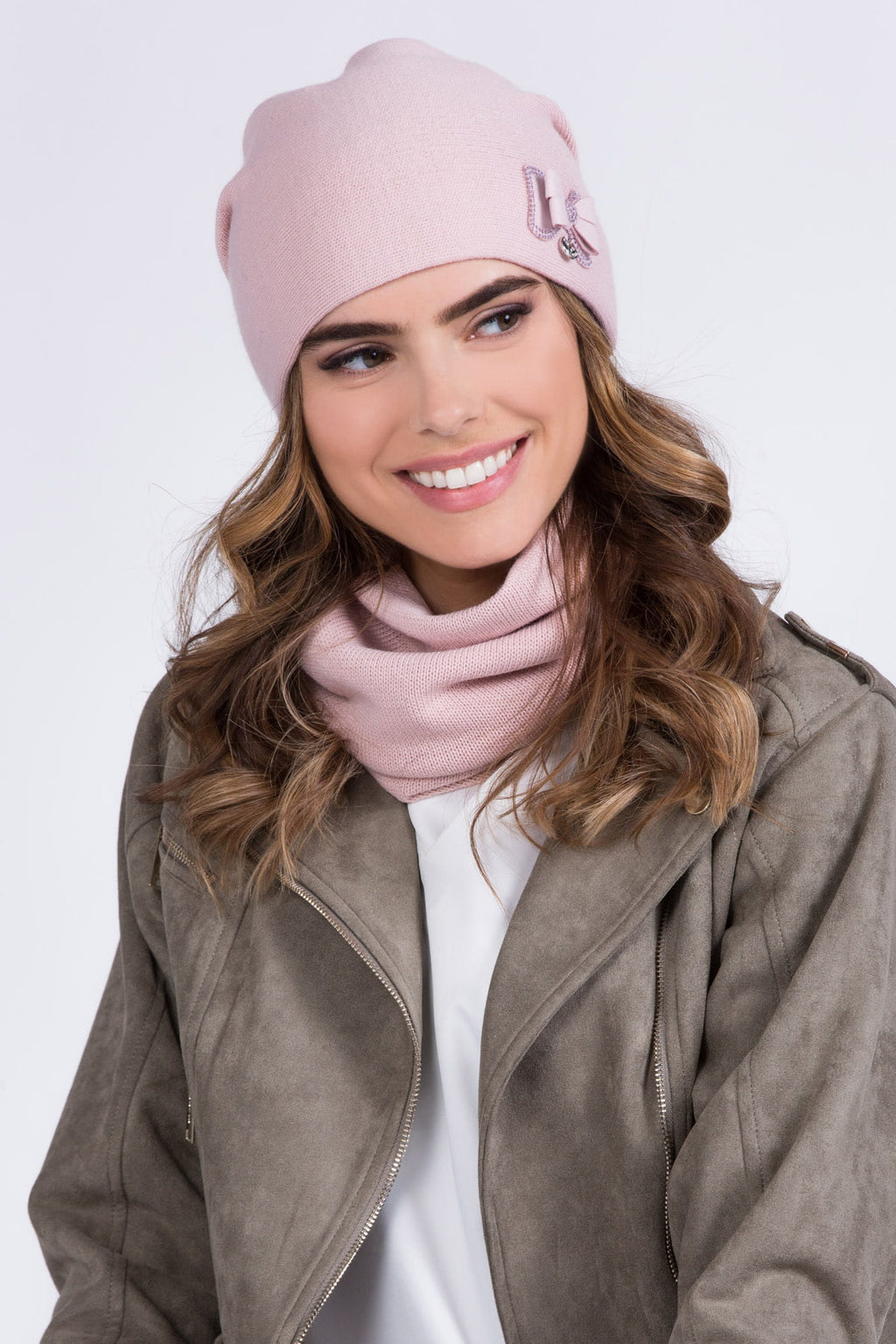 Čepice, Model: Wika, Barva: fuchsie, Složení materiálu: 50% Akryl; 30% Vlna; 20% Polyamid, Určení: Podzim/Zima, Velikost: Univerzální (54-60) (Čepice, fotografie 2)