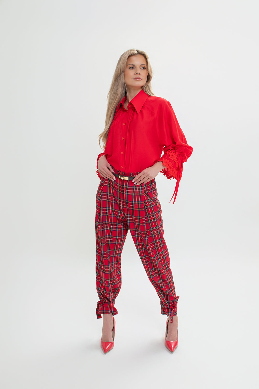 Women’s checked trousers with pleat red — SS 2026 palette | Spironik.pl