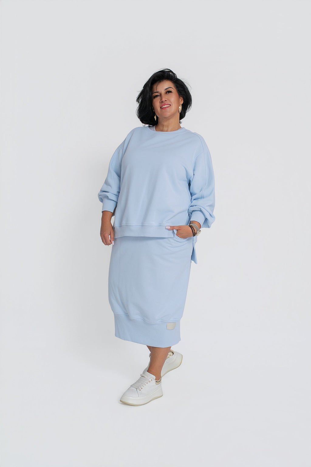 MIRA Bluza dresowa damska z bawełny. Kolor Błękitny