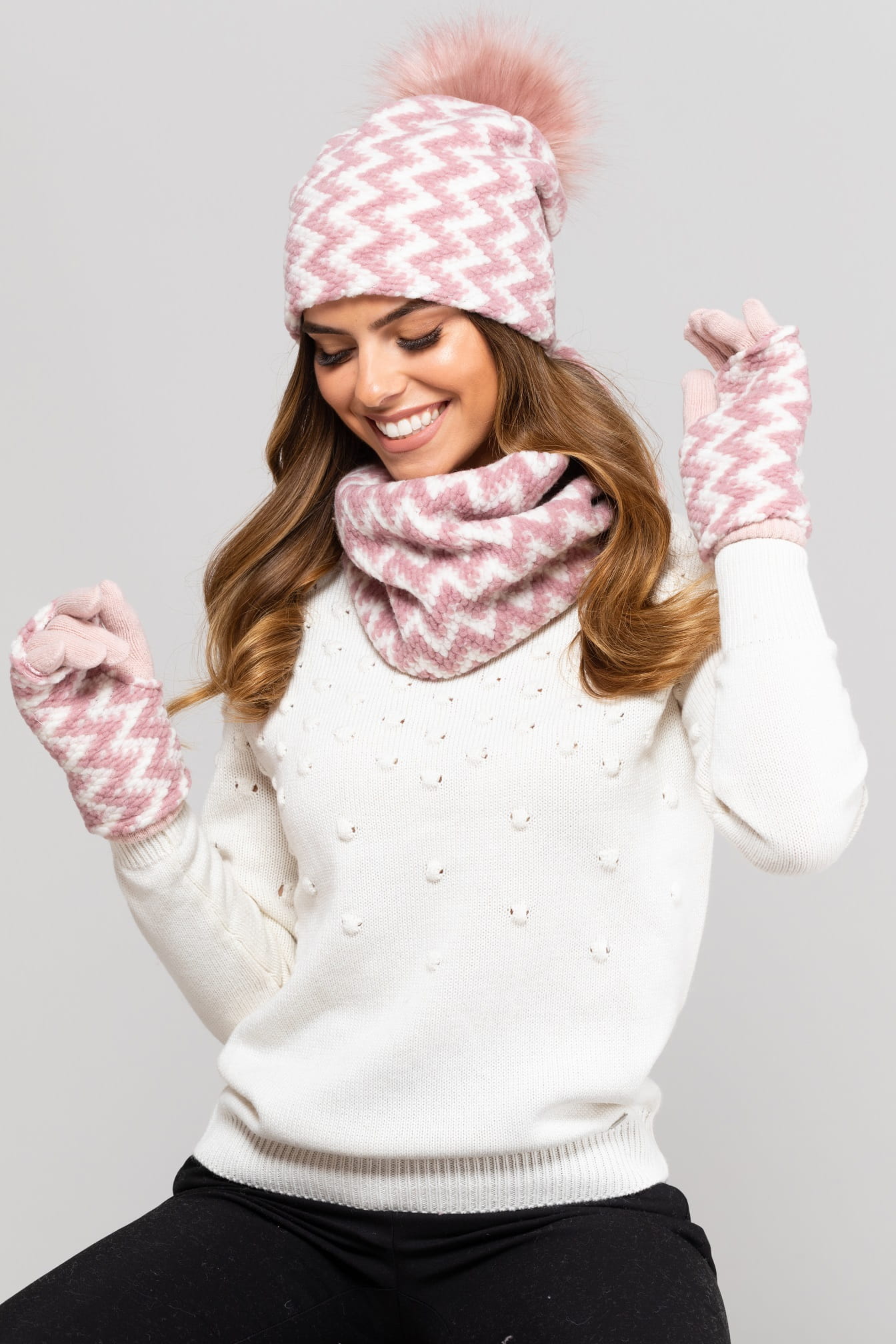 Czapki, Model: Madison-Ps, Kolor: różowy, Skład materiału: 49% Wełna; 42% Poliester; 9% Akryl, Rozmiar: Uniwersalny (54-60) (Czapki, zdjęcie 2)