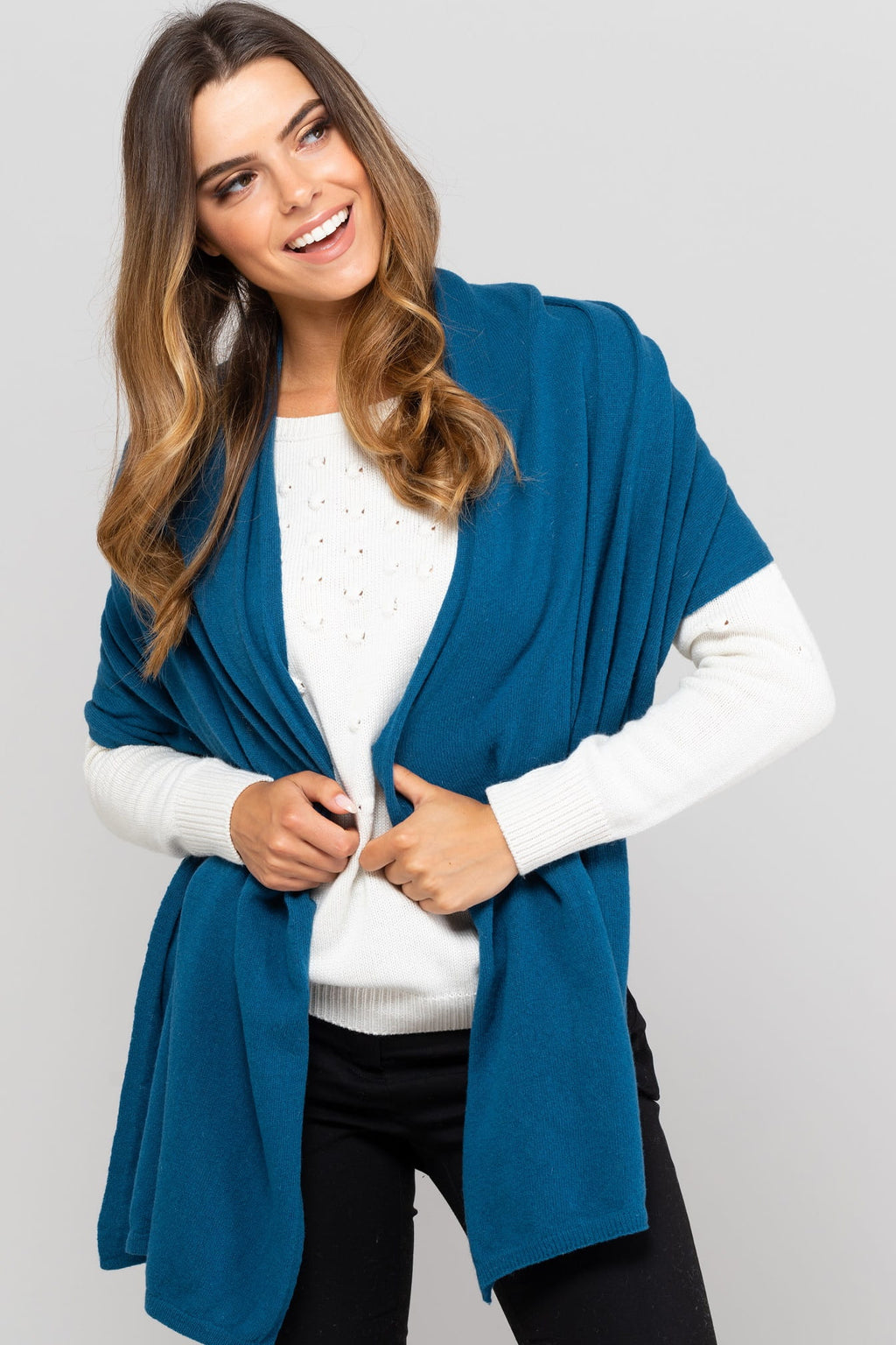 Model: Szalik-01, Kolor: turkusowy, Skład materiału: 80% Wełna; 20% Poliamid, Przeznaczenie: Jesień/Zima, Wymiary(długość/szerokość): 180cm/65cm