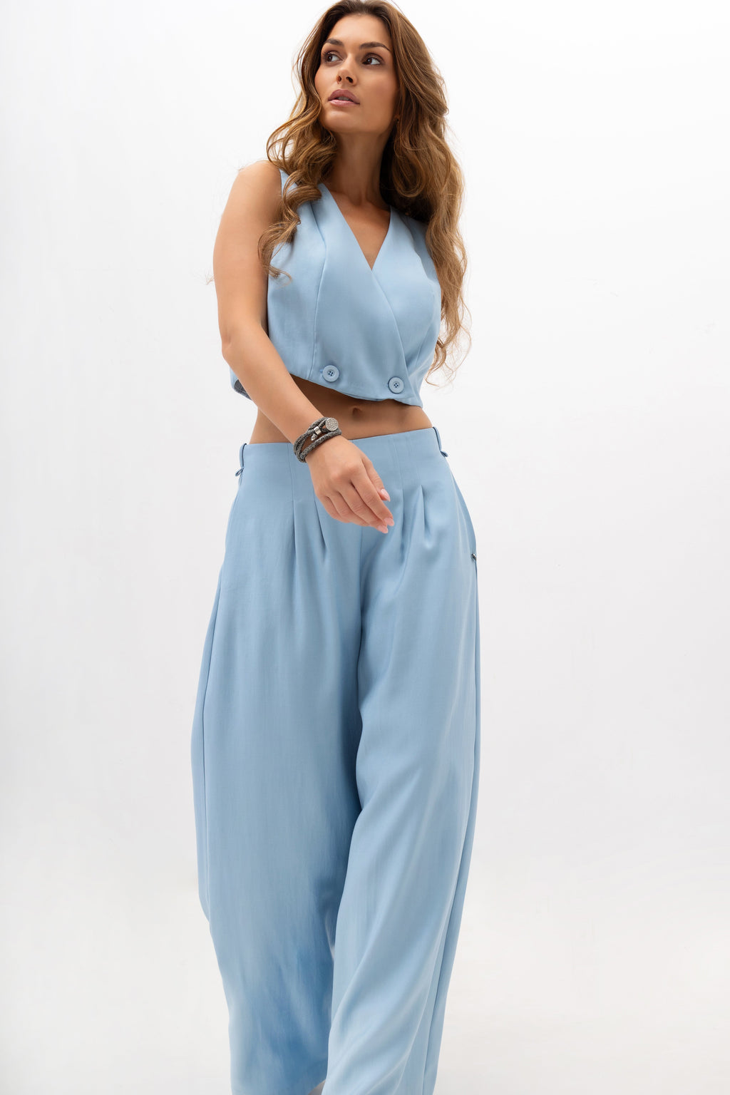 2328636fad890d9048e4b69e5209feb2