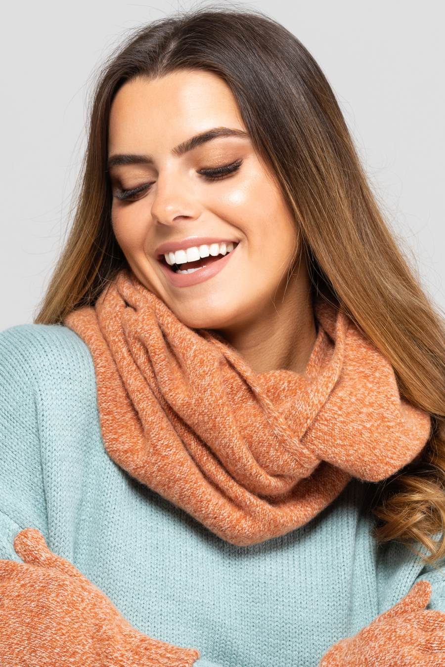 Komin Damski, Model: Anna-Komin, Kolor: ceglany, Skład materiału: 80% Wełna; 20% Poliamid (Komin Damski, zdjęcie 2)