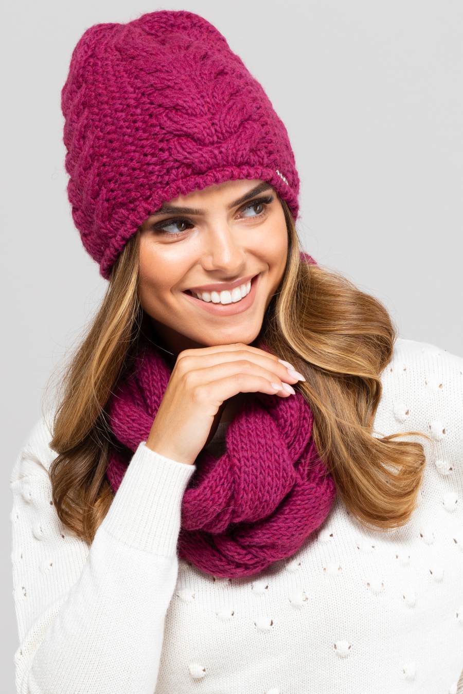 Komin Dámský, Model: Idaho-Komin, Barva: fuchsie, Složení materiálu: 50% Vlna; 40% Akryl; 10% Alpaka, Určení: Podzim/Zima, Rozměry(délka/šířka): 30cm/22cm (Komin Dámský, obrázek 2)