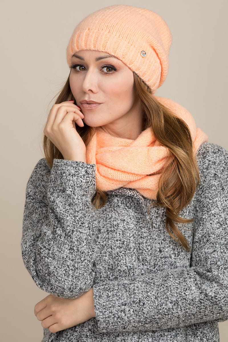 Komin Dámský, Model: Taida-Komin, Barva: lososová, Složení materiálu: 80% Akryl; 15% Polyamid; 5% Elastan (Komin Dámský, obrázek 2)