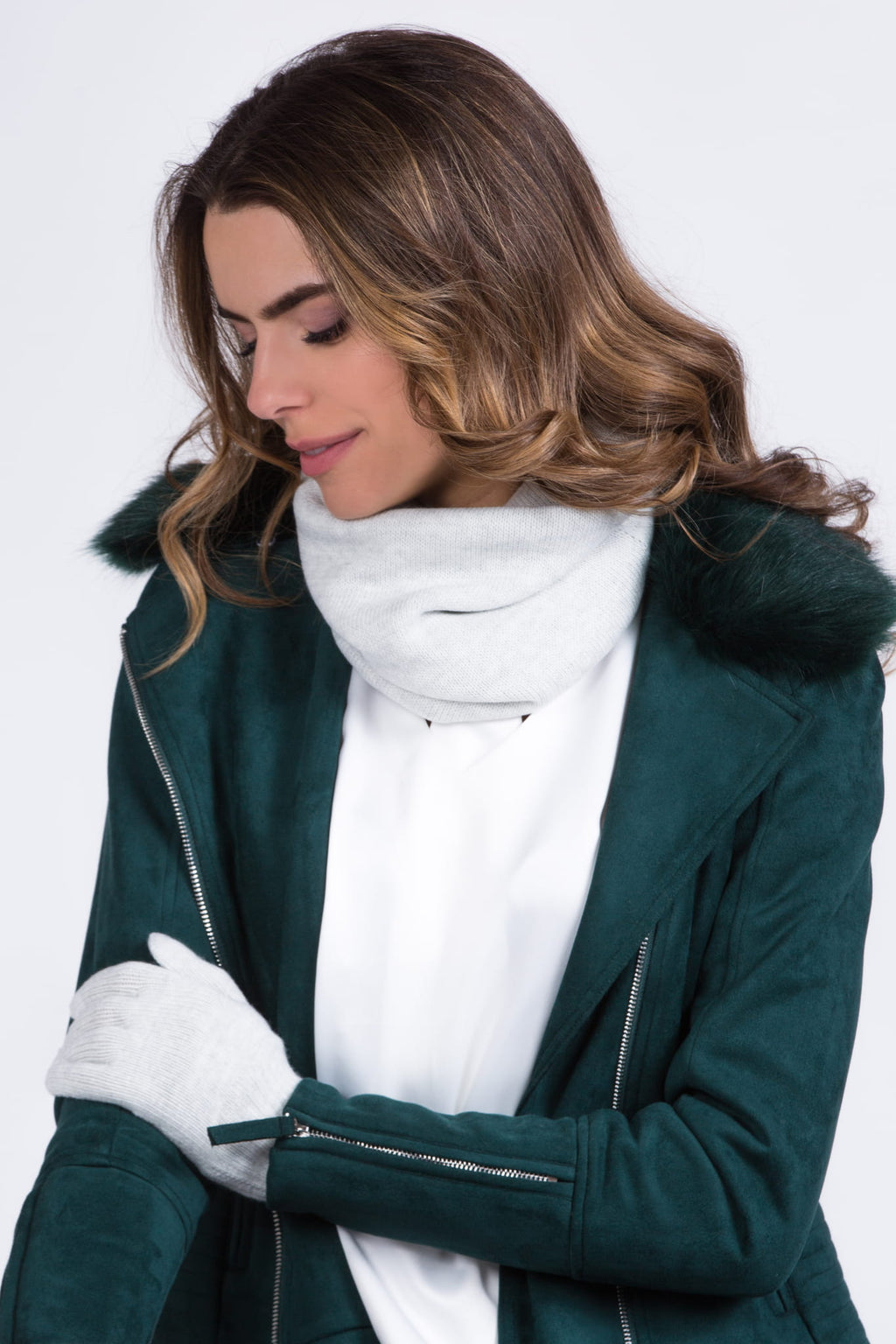 Komin Damski, Model: Komin*04, Kolor: perłowy, Skład materiału: 50% Akryl; 30% Wełna; 20% Poliamid (Komin Damski, zdjęcie 2)