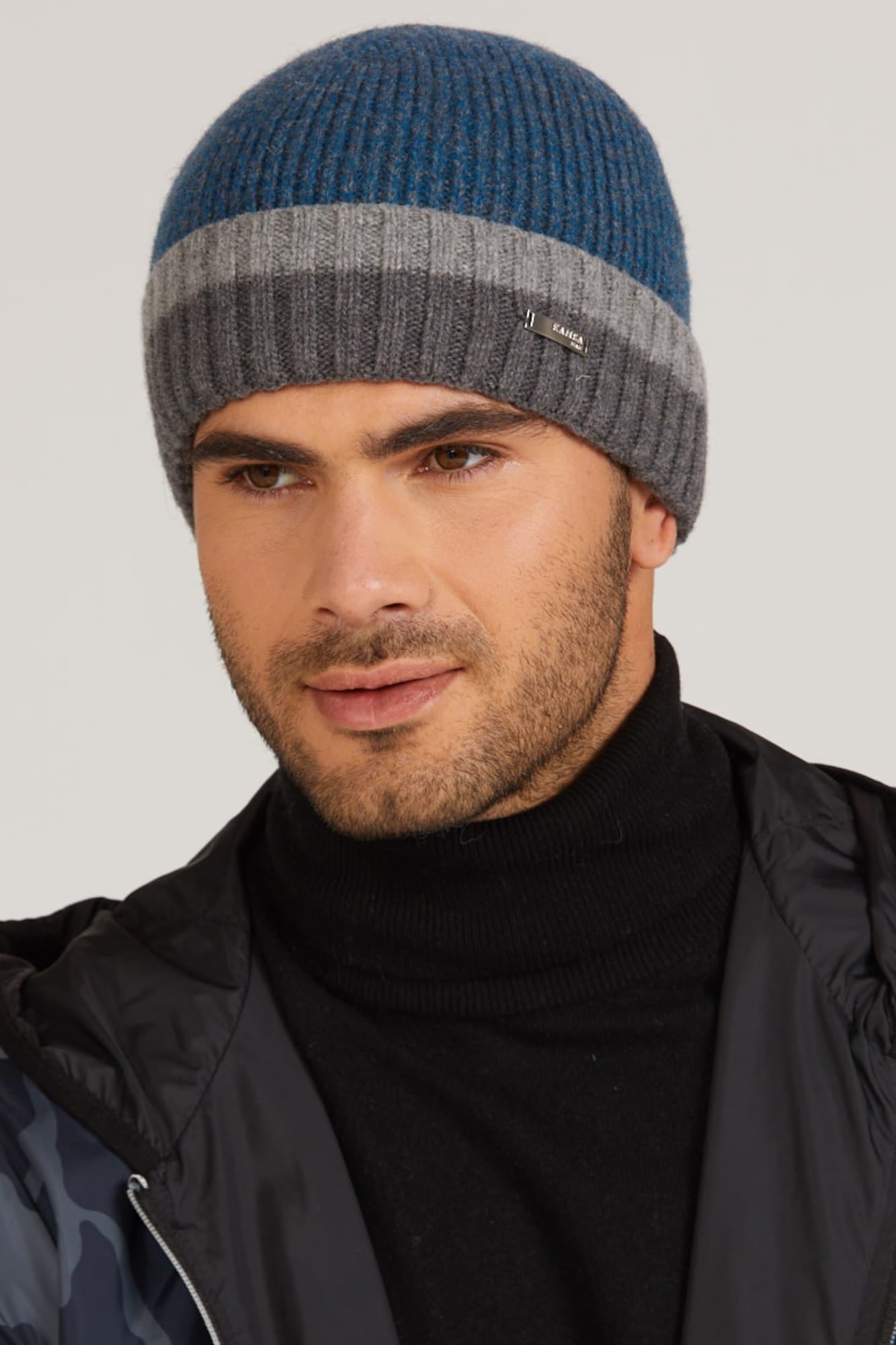 Czapki, Model: Zorro, Kolor: turkusowy, Skład materiału: 80% Wełna; 20% Poliamid, Przeznaczenie: Jesień/Zima, Rozmiar: Uniwersalny (54-62)