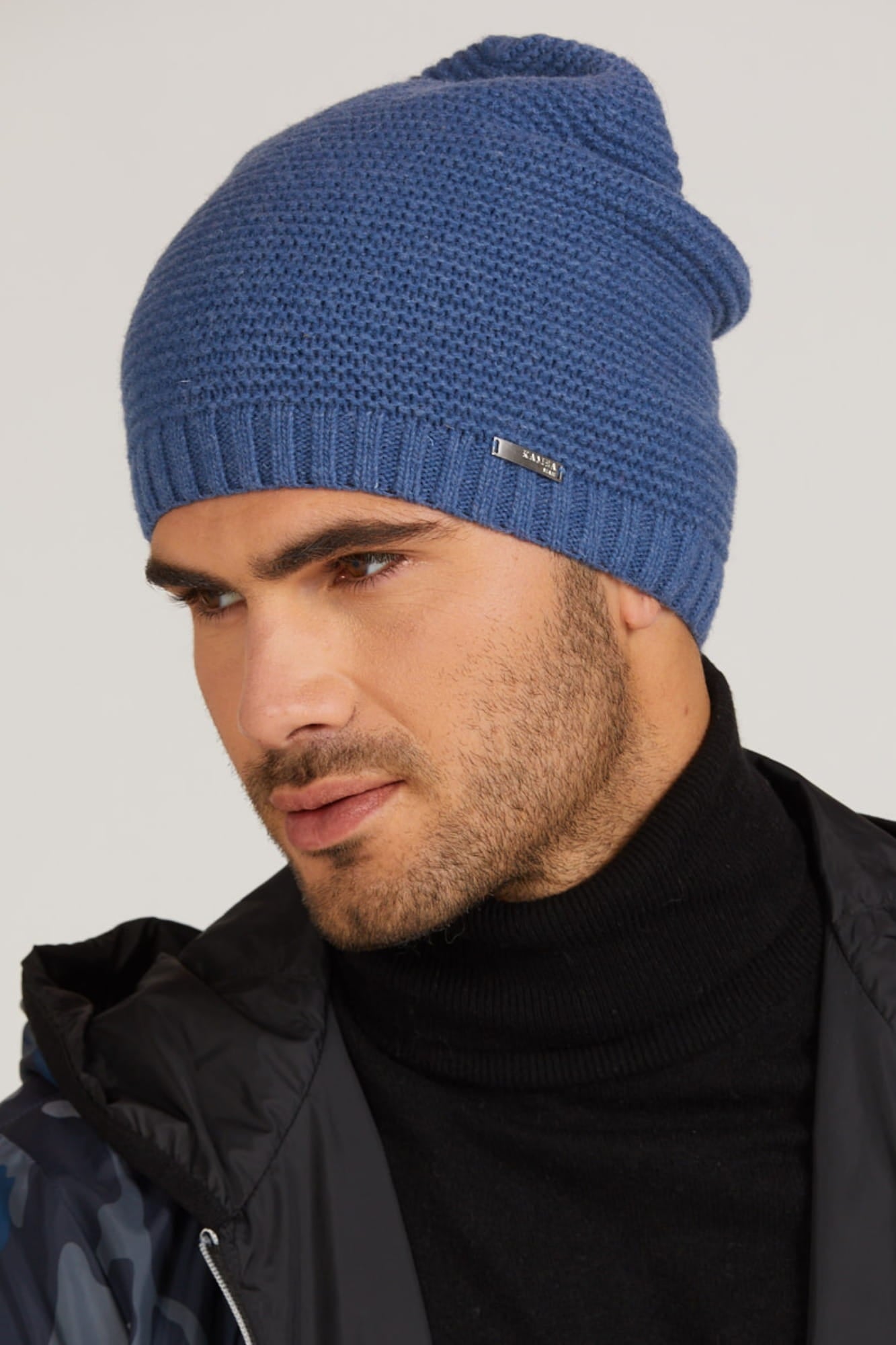 Czapka Męska, Model: Olaf, Kolor: jeansowy, Skład materiału: 80% Wełna; 20% Poliamid, Przeznaczenie: Jesień/Zima, Rozmiar: Uniwersalny (54-62)