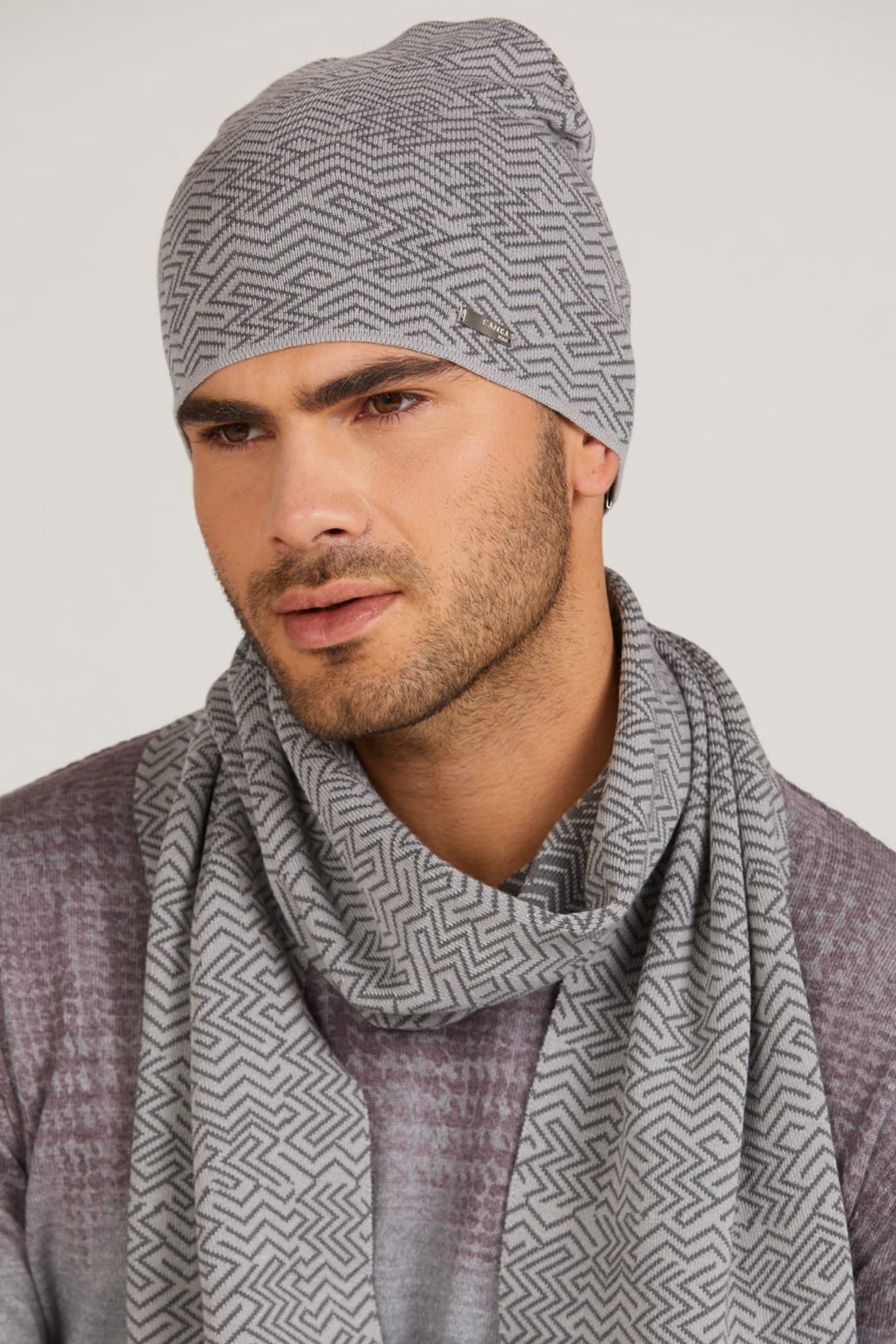 Czapka Męska, Model: Rufino, Kolor: szary, Skład materiału: 97% Wiskoza; 3% Elastan, Rozmiar: Uniwersalny (54-62) (Czapka Męska, zdjęcie 4)