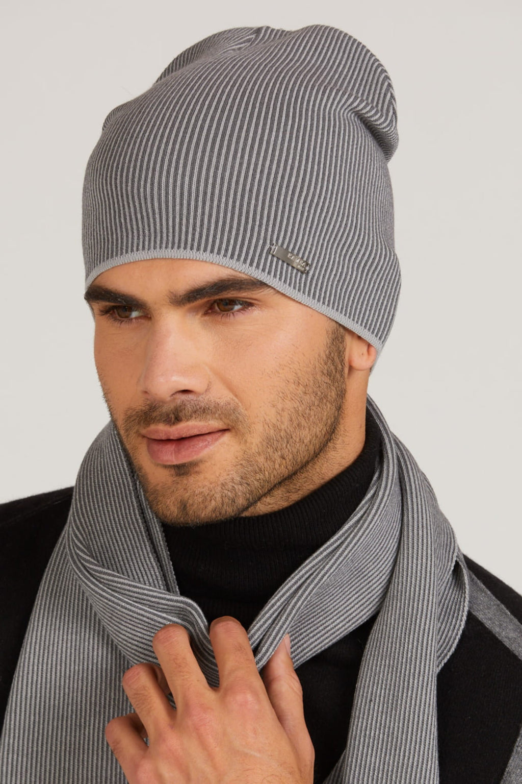 Czapka Męska, Model: Pepito, Kolor: szary, Skład materiału: 97% Wiskoza; 3% Elastan, Rozmiar: Uniwersalny (54-62)