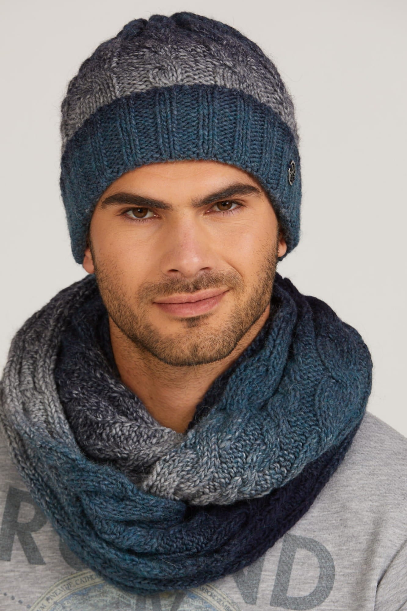 Čepice, Model: Rosario, Barva: džínová, Složení materiálu: 55% Poliakryl; 25% Vlna; 20% Alpaka, Velikost: Univerzální (54-62) (Čepice, fotografie 7)