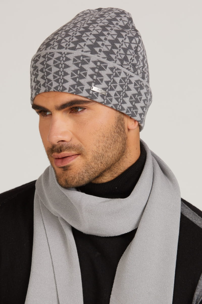 Czapki, Model: Pablo, Kolor: szary, Skład materiału: 97% Wiskoza; 3% Elastan, Rozmiar: Uniwersalny (54-62)