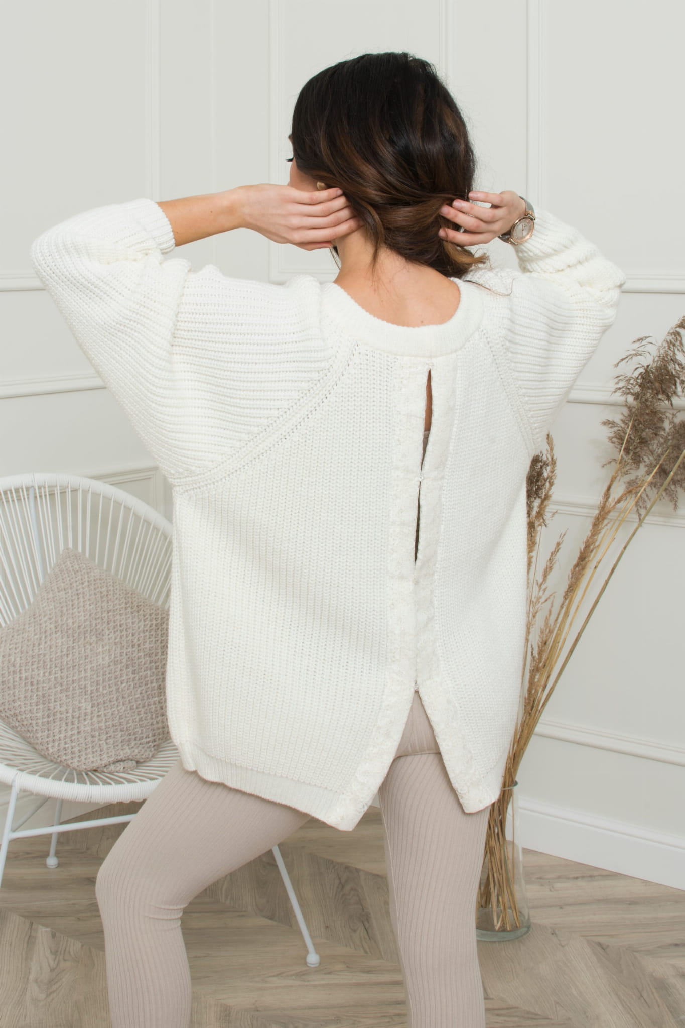 Sweter Damski, Model: Rosalia, Kolor: ekru, Skład materiału: 50% Akryl; 30% Wełna; 10% Wiskoza; 10% Alpaka, Przeznaczenie: Wielosezonowe (Sweter Damski, zdjęcie 2)