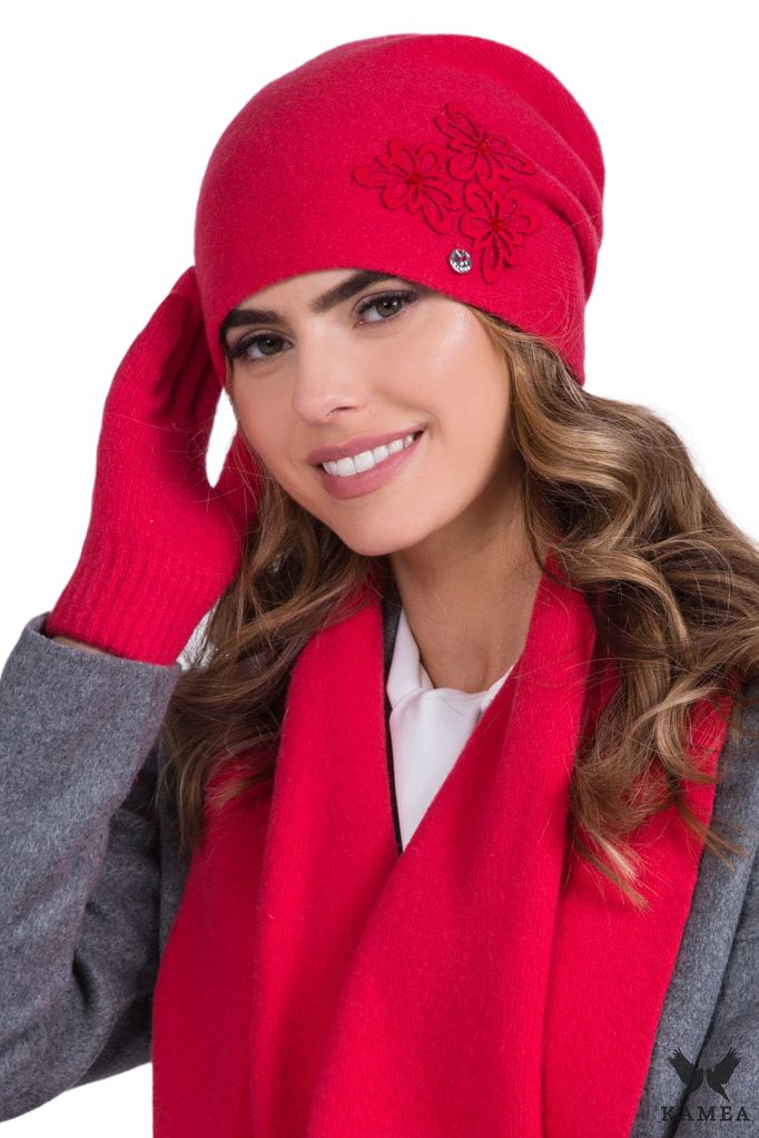 Czapki, Model: Lilly, Kolor: czerwony, Skład materiału: 80% Wełna; 20% Poliamid, Przeznaczenie: Jesień/Zima, Rozmiar: Uniwersalny (54-60)
