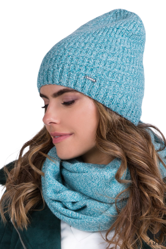 Czapki, Model: Nefra, Kolor: turkusowy, Skład materiału: 80% Wełna; 20% Poliamid, Przeznaczenie: Jesień/Zima, Rozmiar: Uniwersalny (54-60)