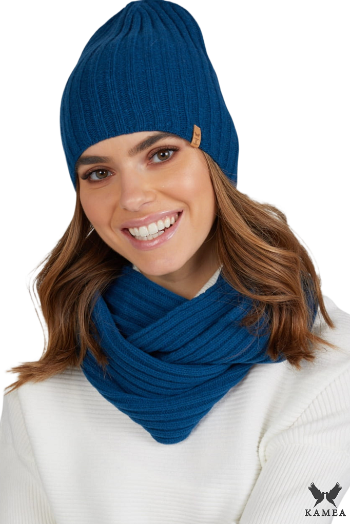 Čepice, Model: Perla, Barva: tyrkysová, Složení materiálu: 90% Vlna; 10% Polyamid, Velikost: Univerzální (54-60)