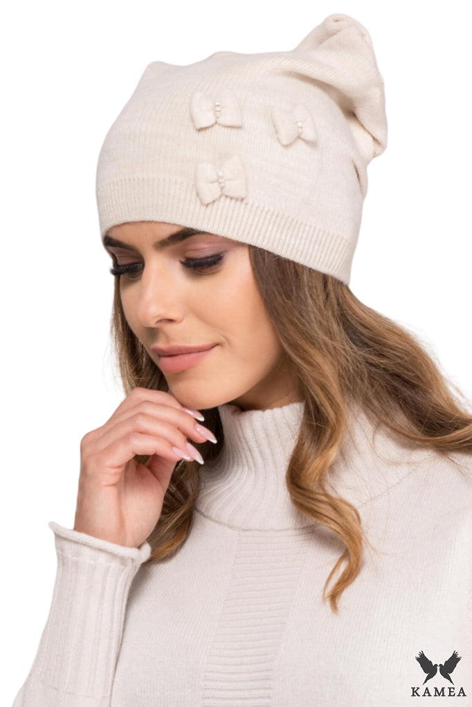 Czapka Damska, Model: Renata, Kolor: beżowy, Skład materiału: 50% Wełna; 20% Alpaka; 20% Akryl; 10% Moher, Rozmiar: Uniwersalny (54-60)